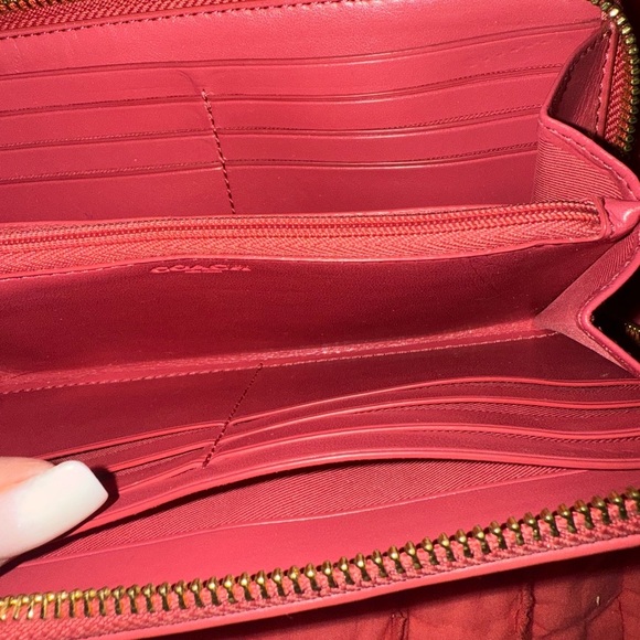 Coach Pink and Brown Wallets Elegant Design - Picture 8 of 12